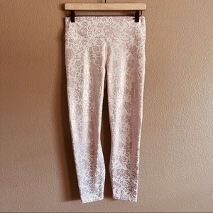 Fabletics Pureluxe High Waisted Athletic 7/8 Leggings Metallic Pink XS